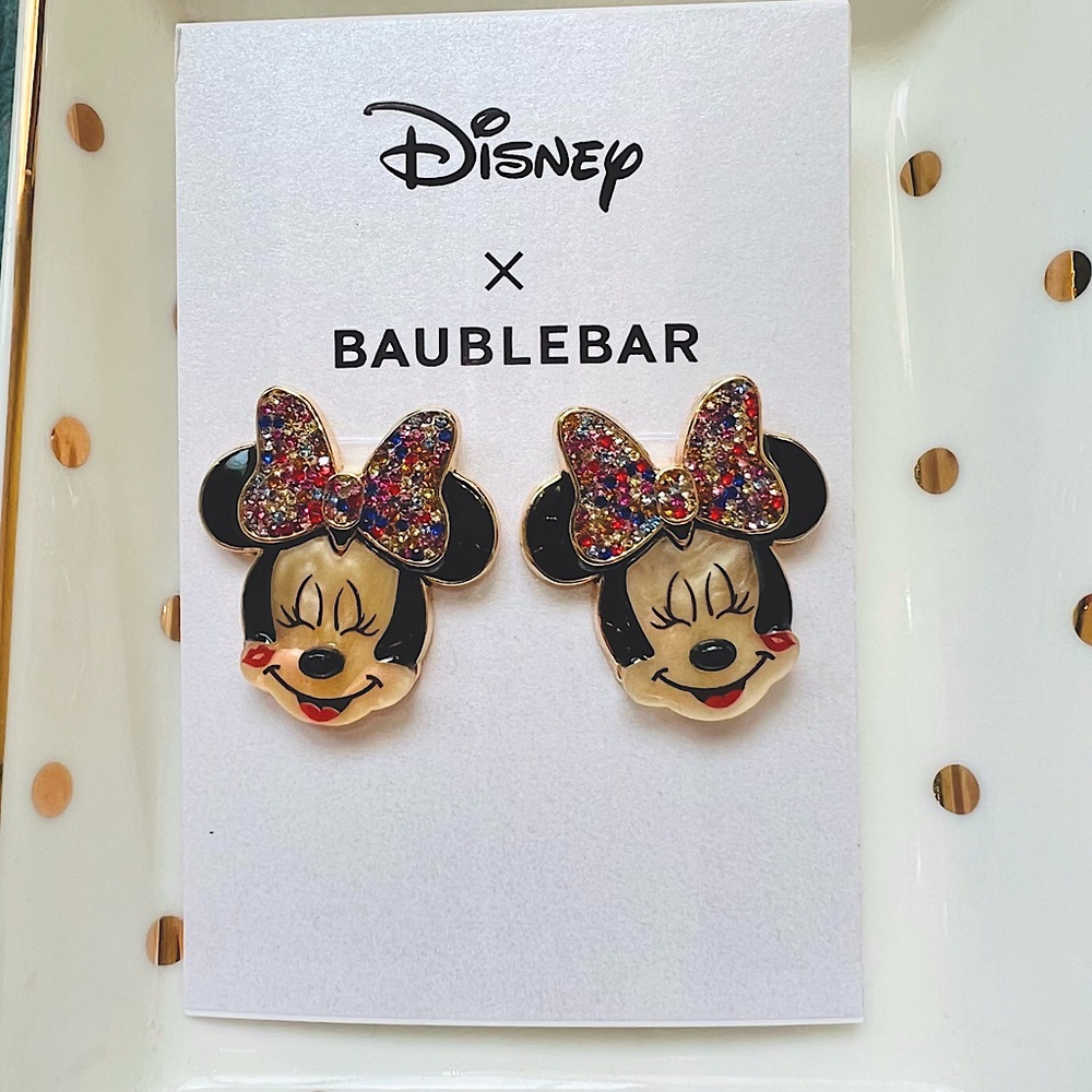 NWT Baublebar Minnie Mouse Kiss earrings 💋